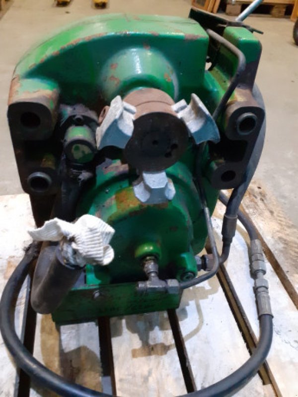 Fronthydraulik & Zapfwelle typu John Deere 6100, Gebrauchtmaschine v Hemmet (Obrázek 4)