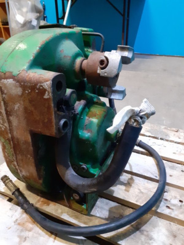 Fronthydraulik & Zapfwelle typu John Deere 6100, Gebrauchtmaschine v Hemmet (Obrázek 3)