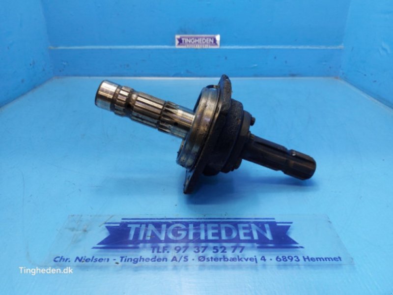 Fronthydraulik & Zapfwelle des Typs Massey Ferguson 6465, Gebrauchtmaschine in Hemmet (Bild 1)