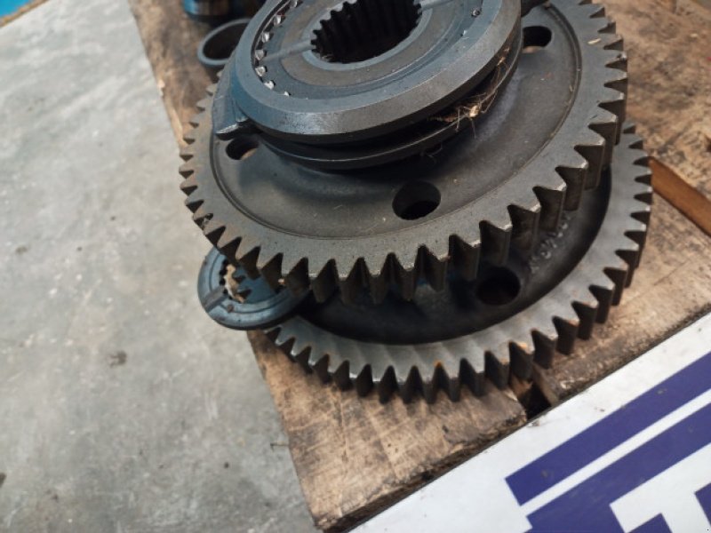 Fronthydraulik & Zapfwelle typu New Holland 8360, Gebrauchtmaschine v Hemmet (Obrázek 11)