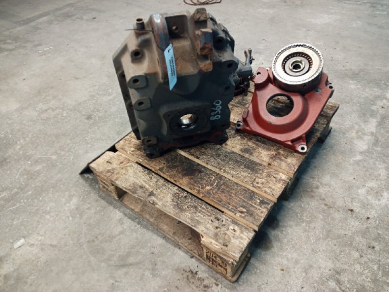 Fronthydraulik & Zapfwelle typu New Holland 8360, Gebrauchtmaschine v Hemmet (Obrázek 4)