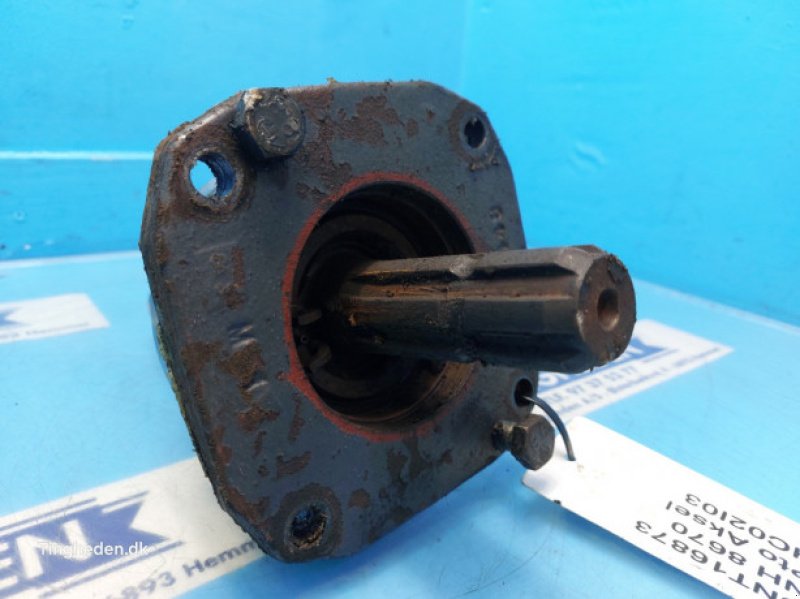 Fronthydraulik & Zapfwelle des Typs New Holland 8670, Gebrauchtmaschine in Hemmet (Bild 9)