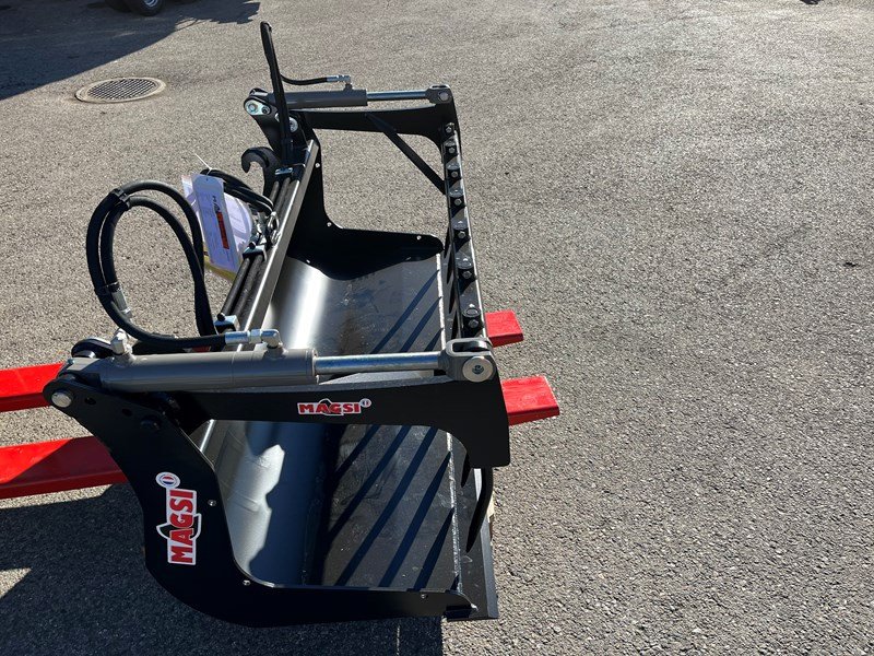 Fronthydraulik & Zapfwelle typu Sonstige Sonstiges, Neumaschine v Courtedoux (Obrázek 2)