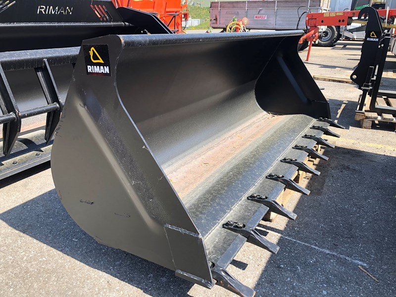 Fronthydraulik & Zapfwelle des Typs Sonstige Toute la gamme Riman pour la Suisse Romande, Gebrauchtmaschine in Domdidier (Bild 7)