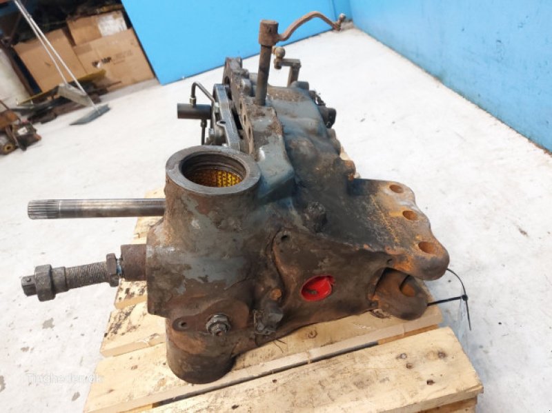 Fronthydraulik & Zapfwelle typu Valtra T213, Gebrauchtmaschine v Hemmet (Obrázek 23)