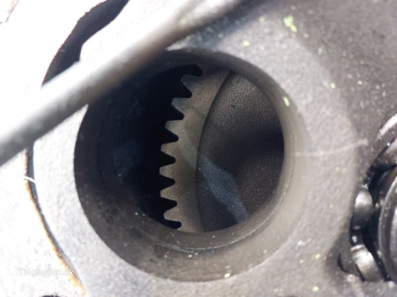 Fronthydraulik & Zapfwelle typu Valtra T213, Gebrauchtmaschine v Hemmet (Obrázek 12)