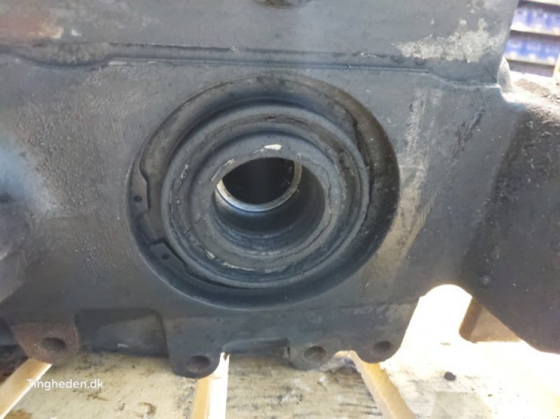 Fronthydraulik & Zapfwelle typu Valtra T213, Gebrauchtmaschine v Hemmet (Obrázek 21)