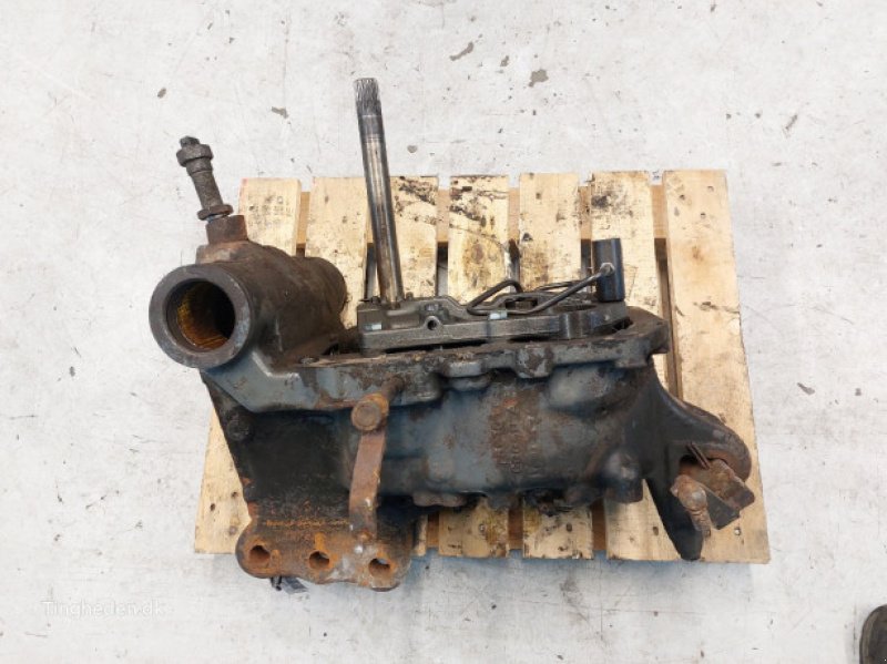 Fronthydraulik & Zapfwelle typu Valtra T213, Gebrauchtmaschine v Hemmet (Obrázek 3)