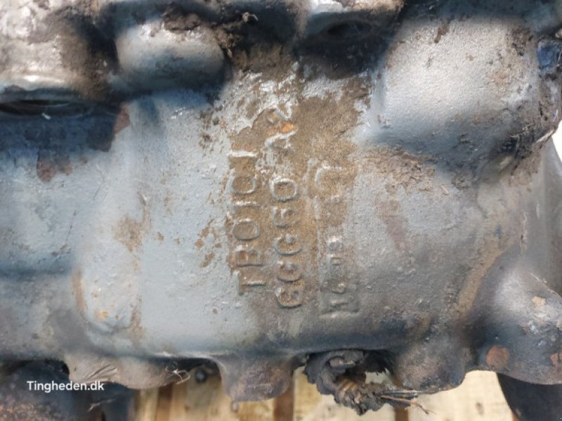 Fronthydraulik & Zapfwelle typu Valtra T213, Gebrauchtmaschine v Hemmet (Obrázek 15)