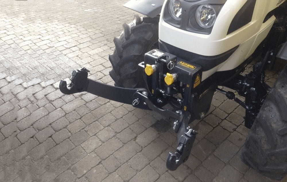 Fronthydraulik des Typs Deutz-Fahr -, Neumaschine in Bathmen (Bild 3)