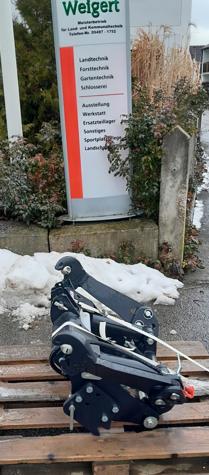 Fronthydraulik des Typs Hydrac F2-US, Neumaschine in Seubersdorf-Wissing (Bild 2)