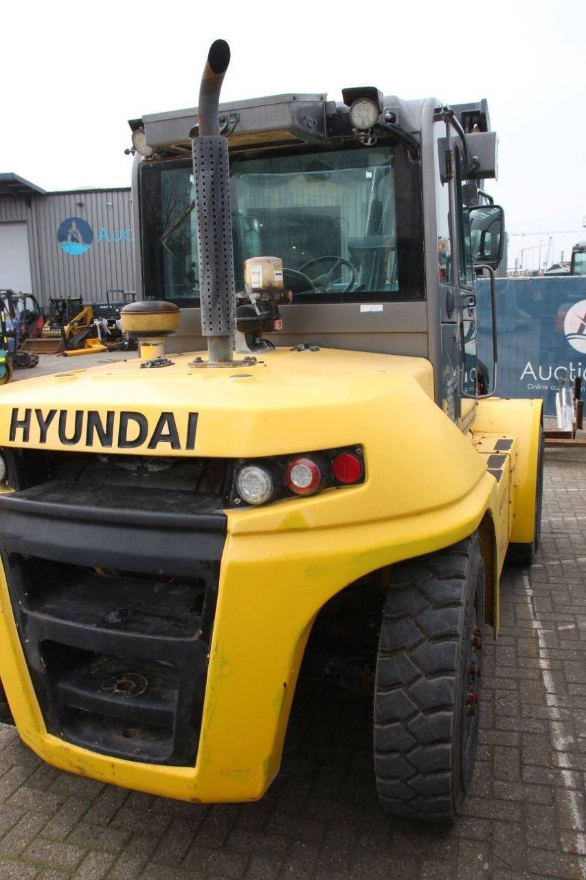 Fronthydraulik du type Hyundai 80D-9, Gebrauchtmaschine en Antwerpen (Photo 5)