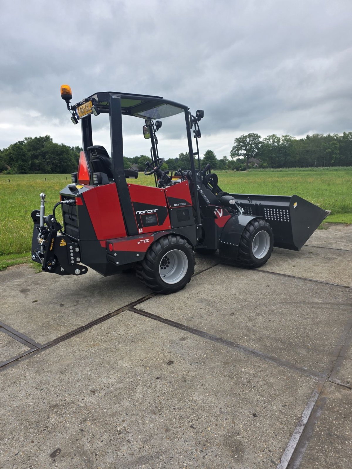 Fronthydraulik del tipo Lesnik Fronthef universeel, Neumaschine en Bathmen (Imagen 3)