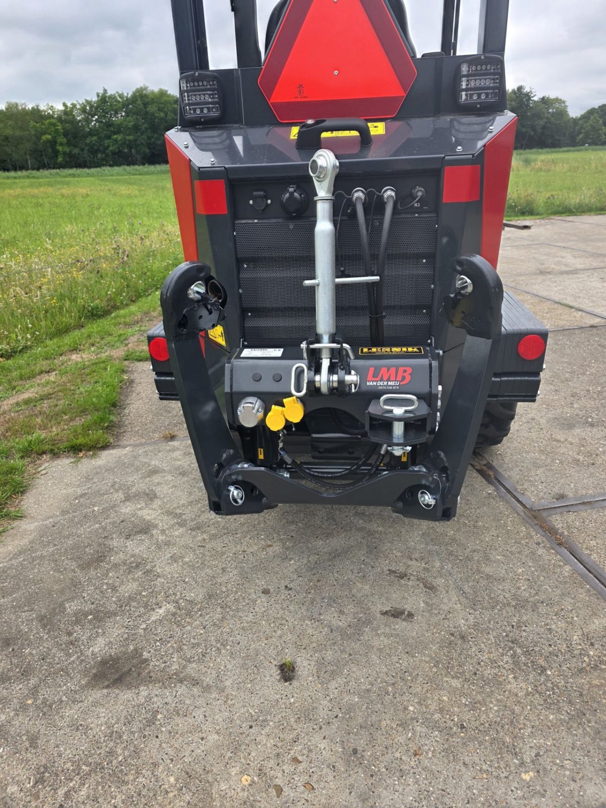 Fronthydraulik del tipo Lesnik Fronthef universeel, Neumaschine en Bathmen (Imagen 1)