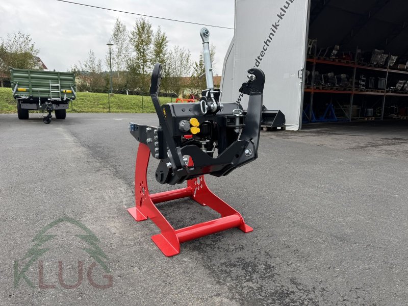 Fronthydraulik des Typs Lesnik Passgenaue Konsolen zur SHL S Universal, Neumaschine in Pirching am Traubenberg