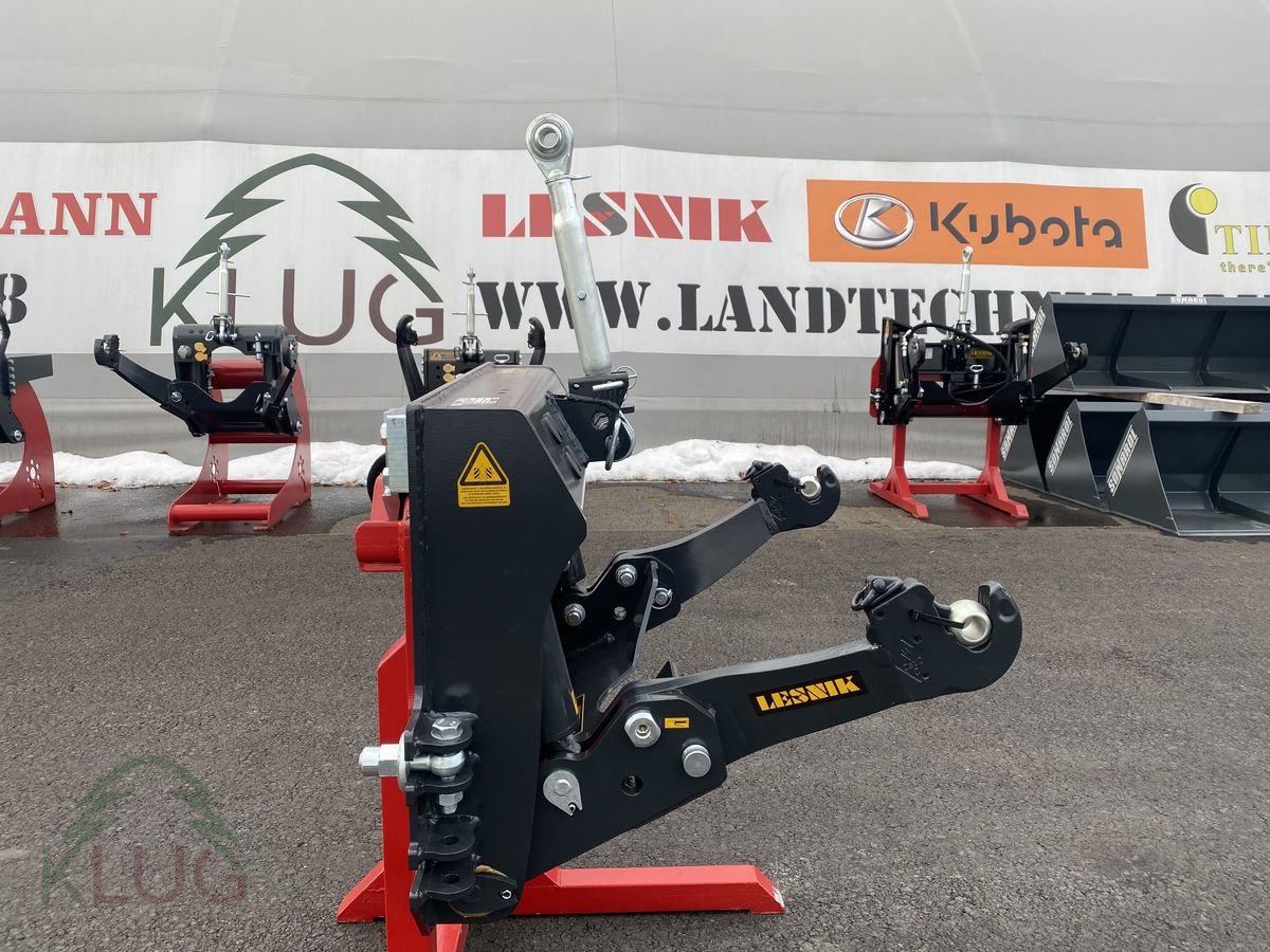 Fronthydraulik des Typs Lesnik SHL P35 Kommunalplattenfronthydraulik, Neumaschine in Pirching am Traubenberg (Bild 15)