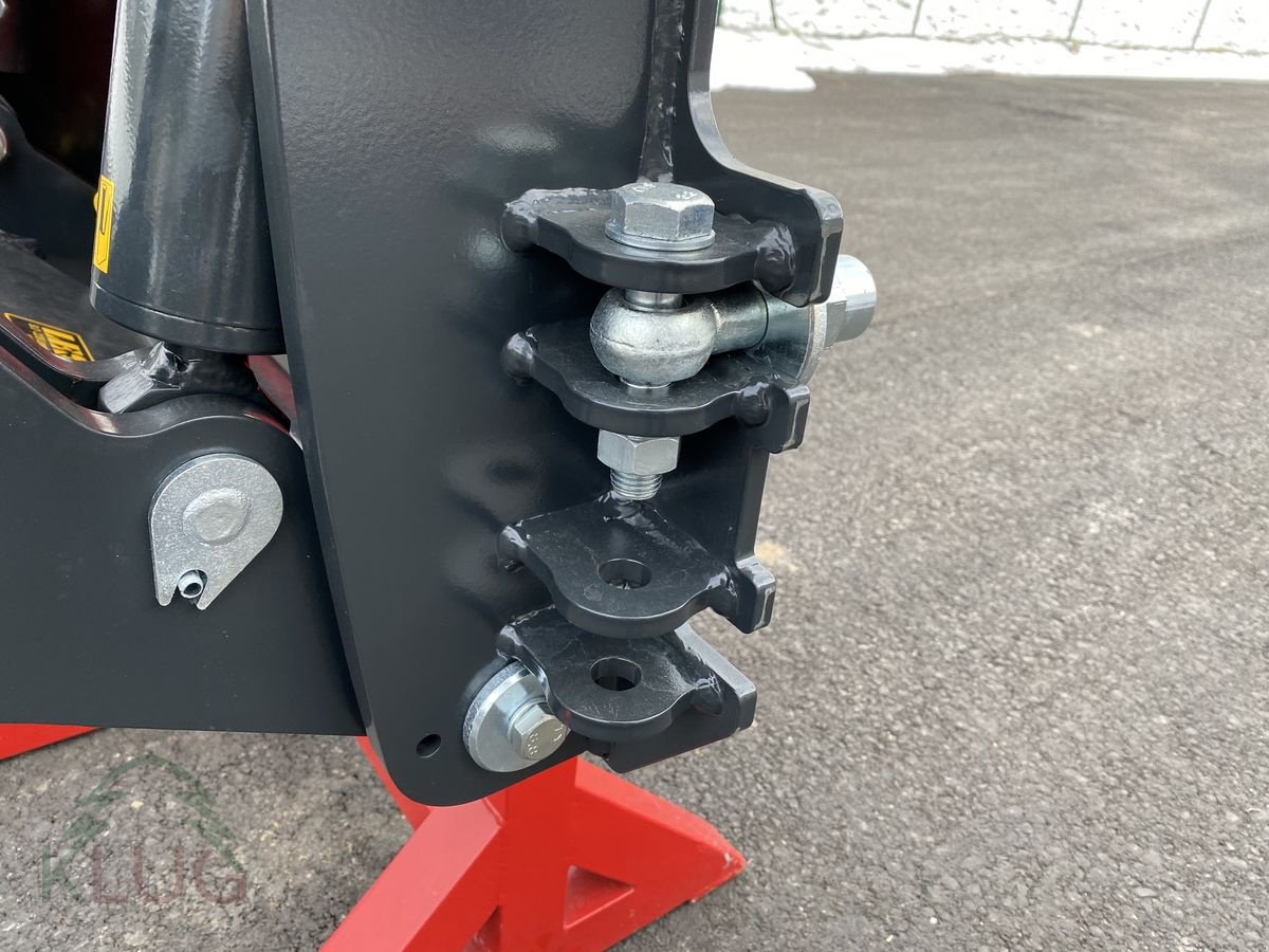 Fronthydraulik des Typs Lesnik SHL P35 Kommunalplattenfronthydraulik, Neumaschine in Pirching am Traubenberg (Bild 9)