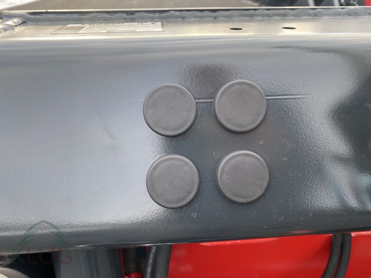 Fronthydraulik des Typs Lesnik SHL P35 Kommunalplattenfronthydraulik, Neumaschine in Pirching am Traubenberg (Bild 20)