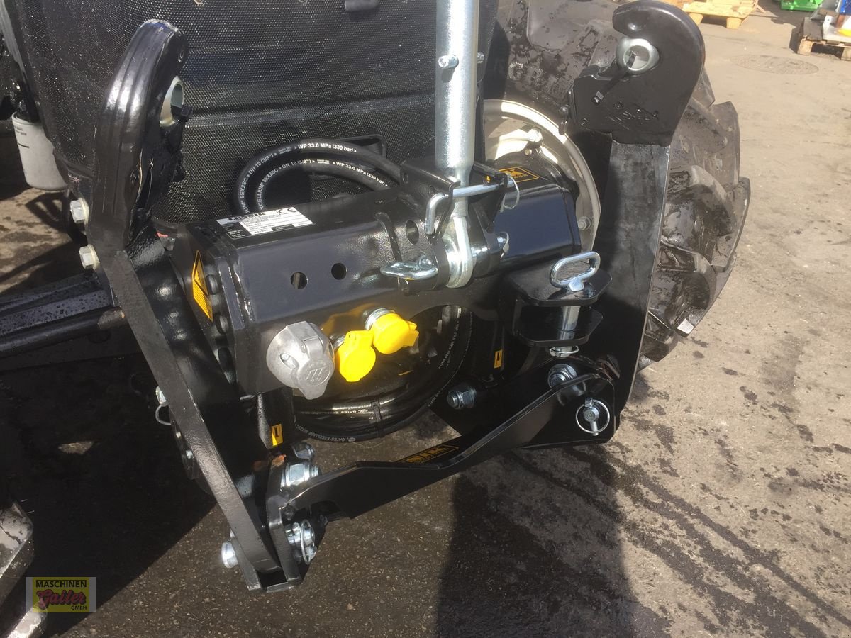 Fronthydraulik des Typs Lesnik SHL S17 New Holland / Steyr Kompakt / Case JXC, Vorführmaschine in Kötschach (Bild 2)