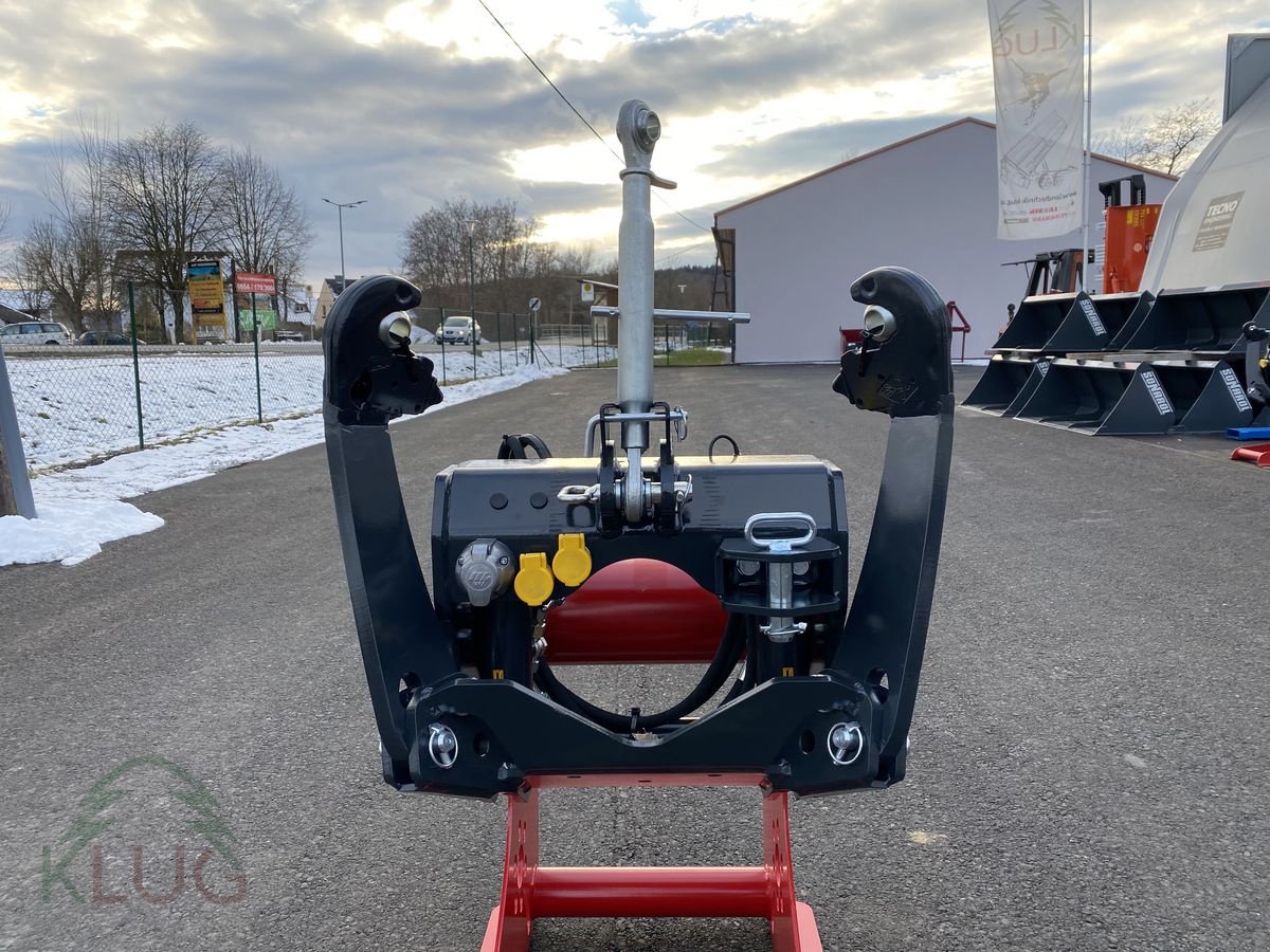 Fronthydraulik des Typs Lesnik SHL S17 Universal, Neumaschine in Pirching am Traubenberg (Bild 7)