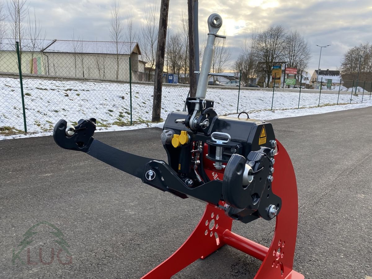 Fronthydraulik des Typs Lesnik SHL S17 Universal, Neumaschine in Pirching am Traubenberg (Bild 17)