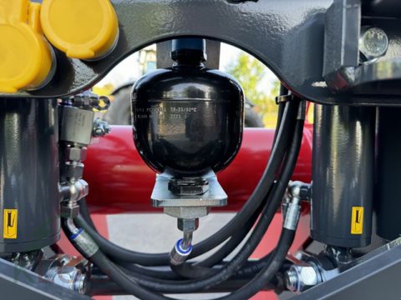 Fronthydraulik του τύπου Lesnik SHL S17 Universal, Neumaschine σε Pirching am Traubenberg (Φωτογραφία 26)