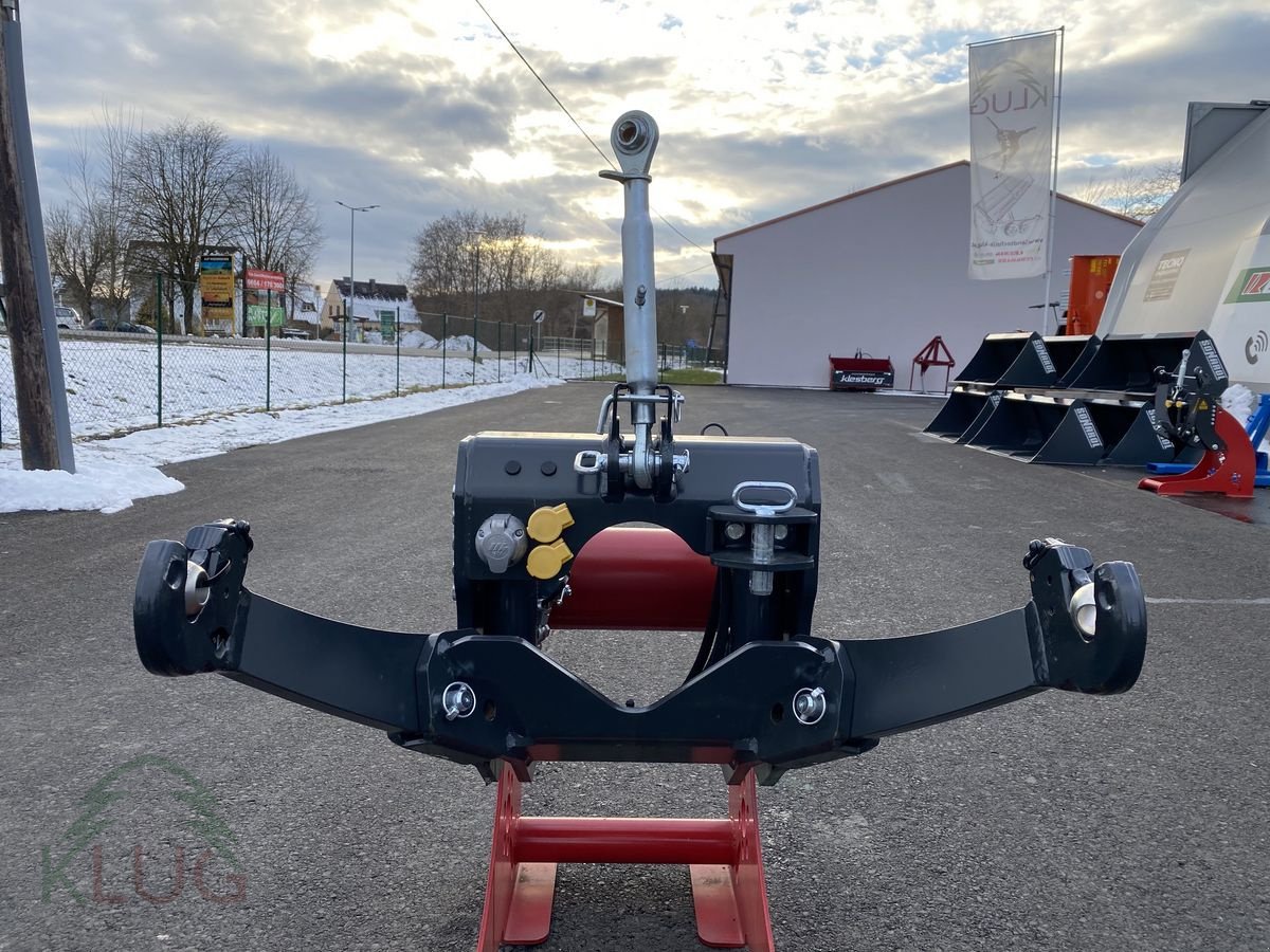 Fronthydraulik des Typs Lesnik SHL S25 Universal, Neumaschine in Pirching am Traubenberg (Bild 18)