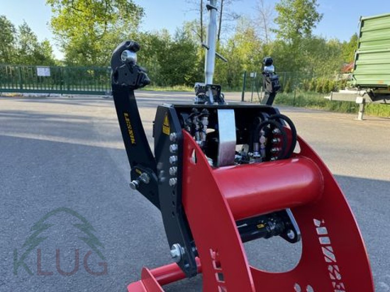 Fronthydraulik des Typs Lesnik SHL S25 Universal, Neumaschine in Pirching am Traubenberg (Bild 14)