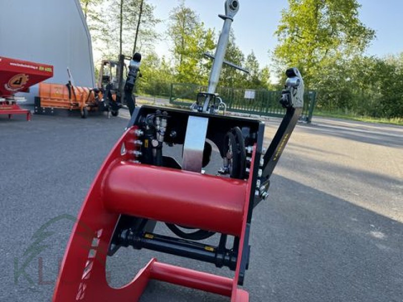 Fronthydraulik des Typs Lesnik SHL S25 Universal, Neumaschine in Pirching am Traubenberg (Bild 12)