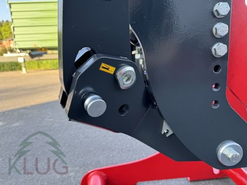 Fronthydraulik des Typs Lesnik SHL S25 Universal, Neumaschine in Pirching am Traubenberg (Bild 23)