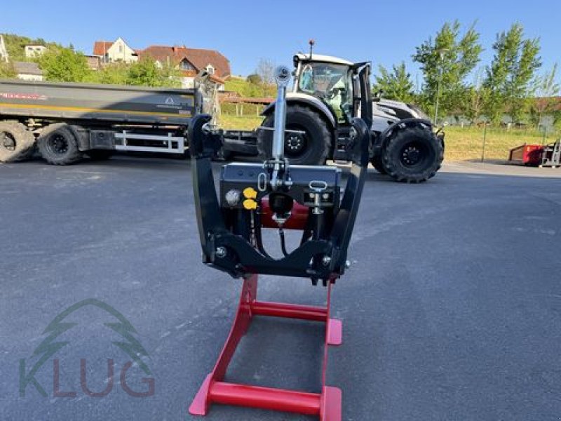 Fronthydraulik des Typs Lesnik SHL S35 Universal, Neumaschine in Pirching am Traubenberg (Bild 22)