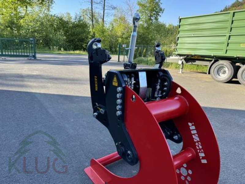 Fronthydraulik des Typs Lesnik SHL S35 Universal, Neumaschine in Pirching am Traubenberg (Bild 15)