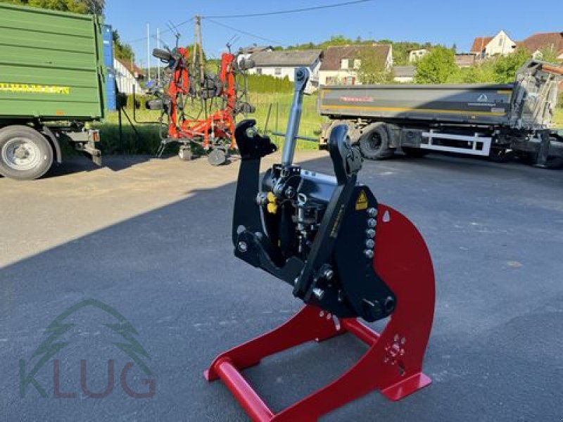 Fronthydraulik des Typs Lesnik SHL S35 Universal, Neumaschine in Pirching am Traubenberg (Bild 20)