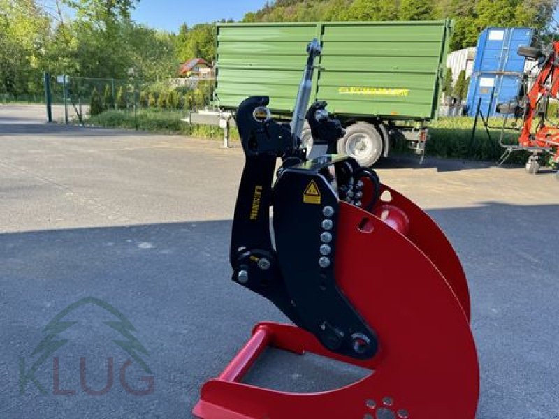 Fronthydraulik des Typs Lesnik SHL S35 Universal, Neumaschine in Pirching am Traubenberg (Bild 17)