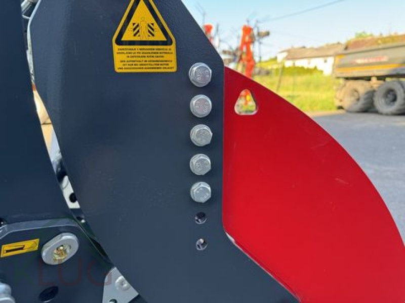 Fronthydraulik του τύπου Lesnik SHL S8 Universal, Neumaschine σε Pirching am Traubenberg (Φωτογραφία 27)