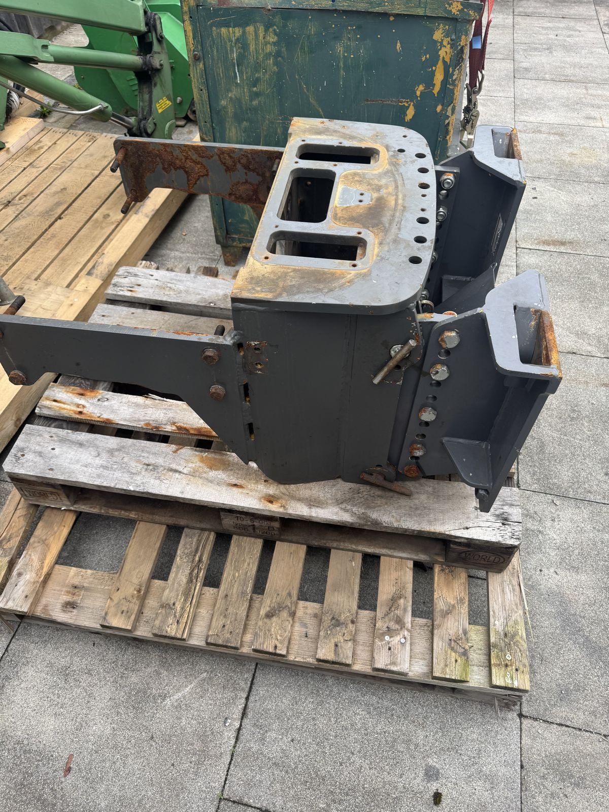 Fronthydraulik typu Sonstige Kommunalanbauplatte, Gebrauchtmaschine v Saldenburg (Obrázek 1)