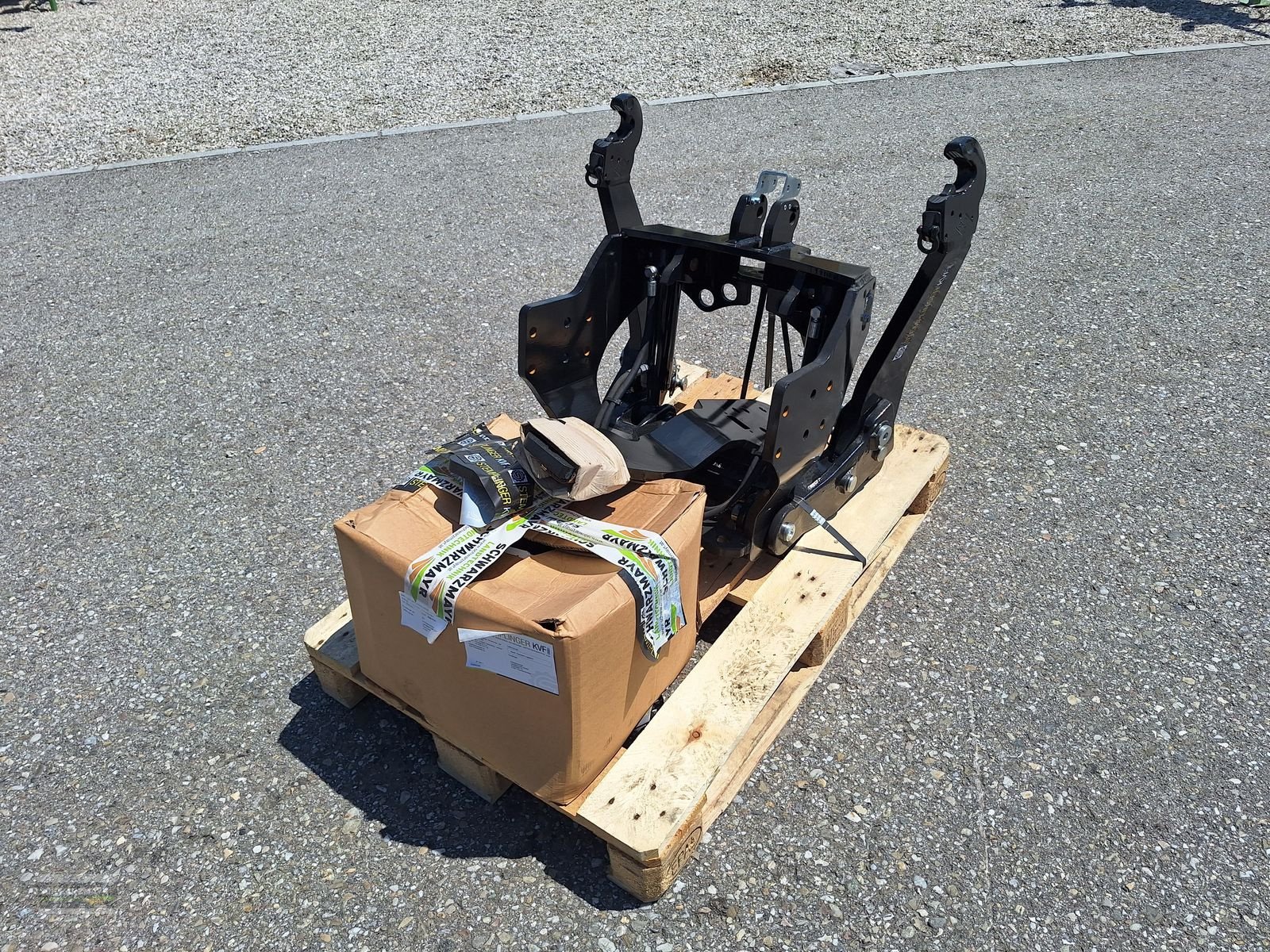 Fronthydraulik typu Stemplinger Farmall 55-75 C Fronthubwerk, Neumaschine v Gampern (Obrázek 3)