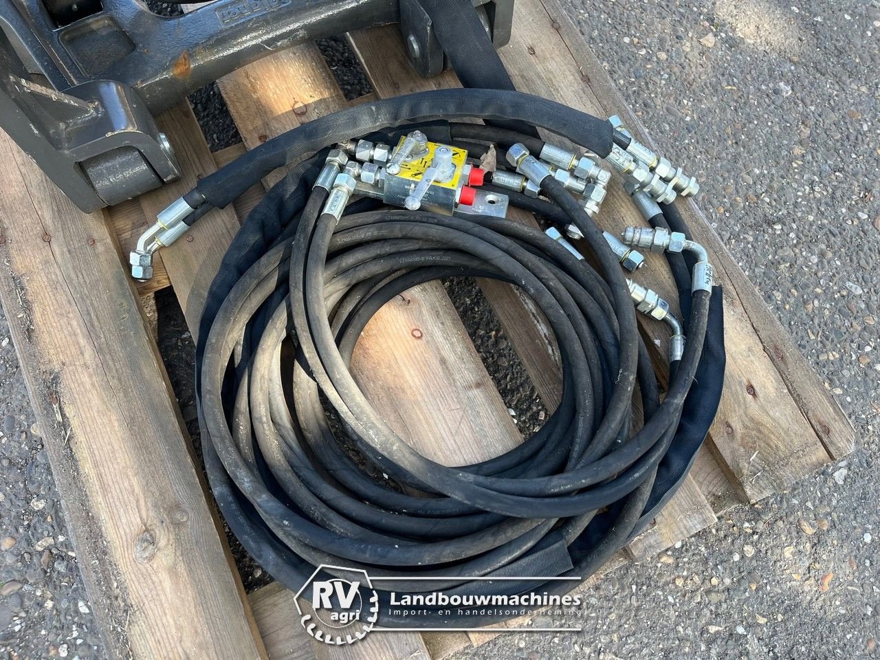 Fronthydraulik a típus Valtra Fronthef, Neumaschine ekkor: Zoeterwoude (Kép 7)