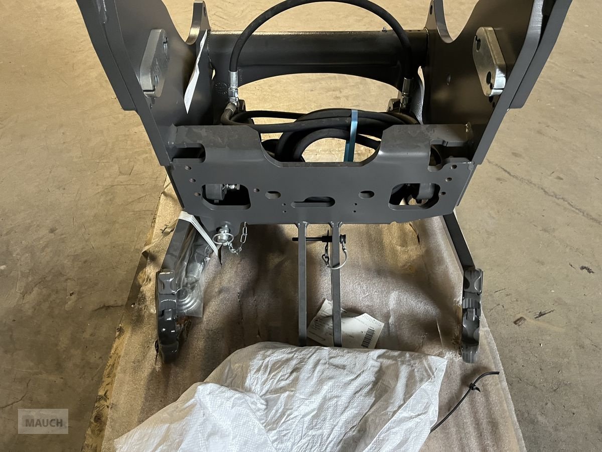 Fronthydraulik a típus Zuidberg Fronthydraulik zu Valtra A105-115, MF 57/67 Glob, Neumaschine ekkor: Burgkirchen (Kép 5)