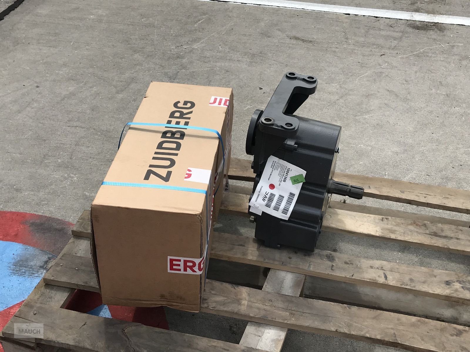 Fronthydraulik του τύπου Zuidberg Frontzapfwelle passend zur Valtra G - Serie, Neumaschine σε Burgkirchen (Φωτογραφία 5)