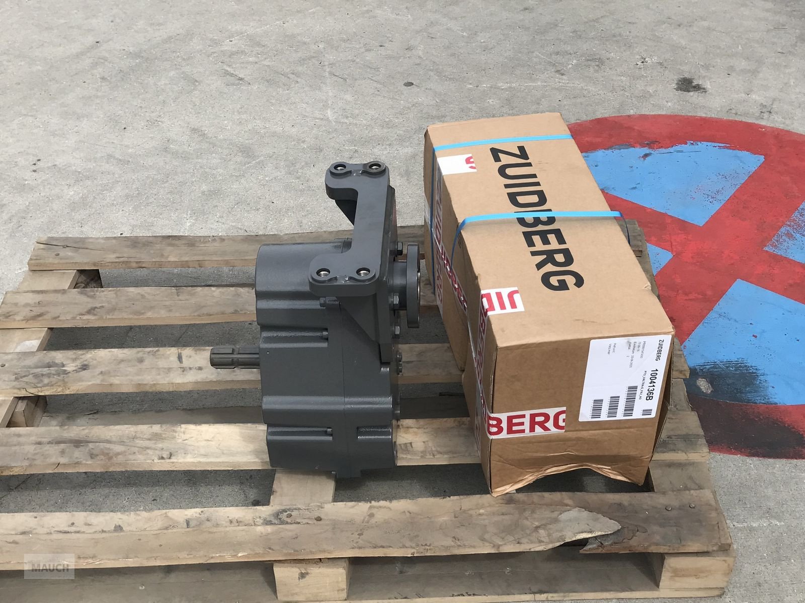 Fronthydraulik του τύπου Zuidberg Frontzapfwelle passend zur Valtra G - Serie, Neumaschine σε Burgkirchen (Φωτογραφία 2)