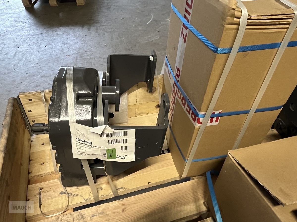 Fronthydraulik του τύπου Zuidberg Frontzapfwelle zu MF 4700, Neumaschine σε Burgkirchen (Φωτογραφία 3)