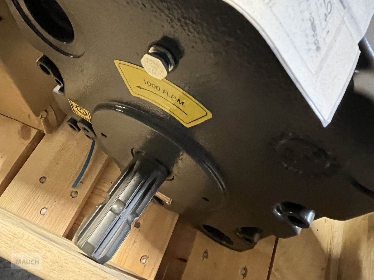 Fronthydraulik a típus Zuidberg Frontzapfwelle zu Valtra A74/75 - A94/95, Neumaschine ekkor: Burgkirchen (Kép 4)