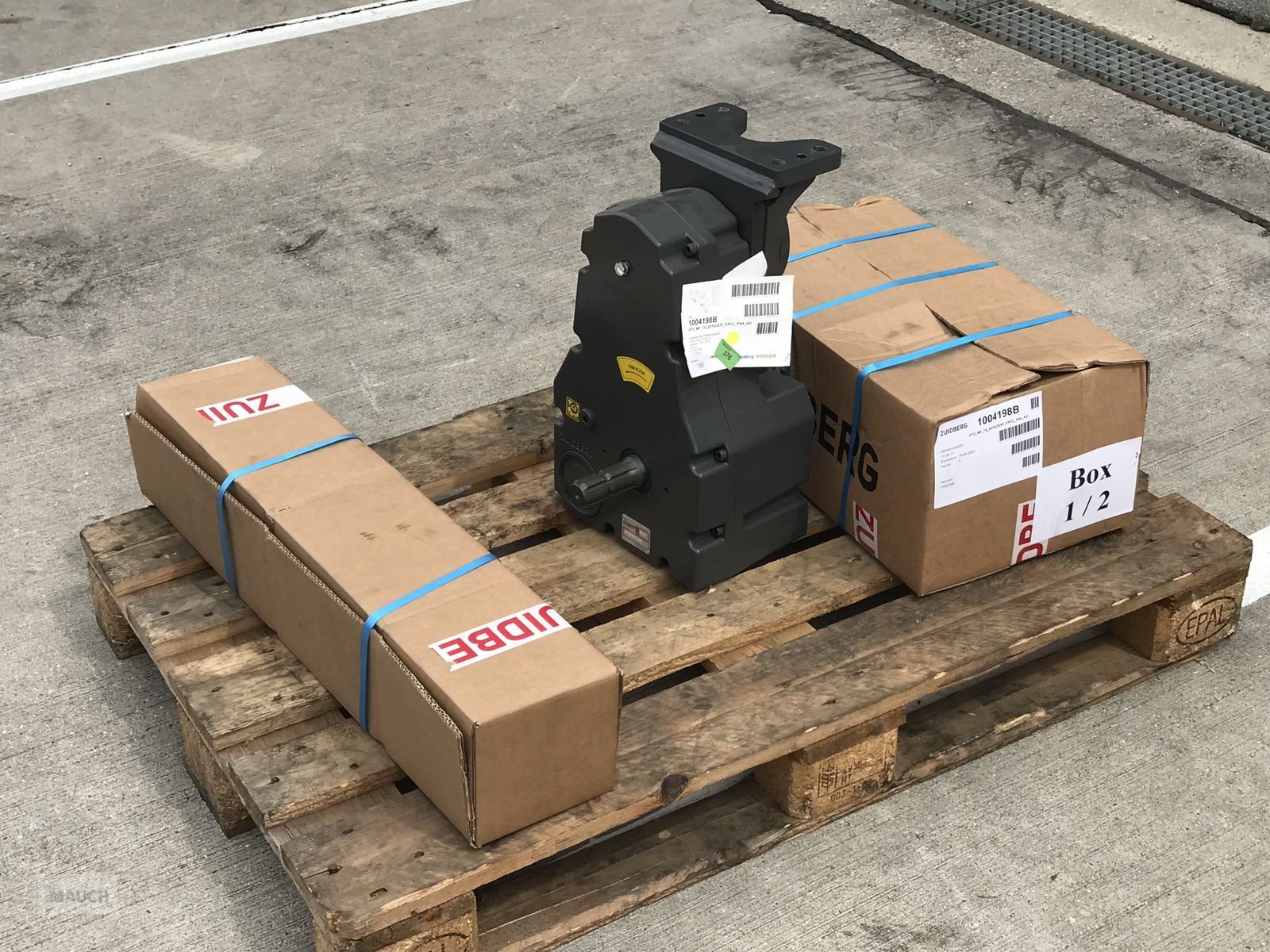 Fronthydraulik типа Zuidberg Frontzapfwelle zum MF 7S Efficient + Exclusive, Neumaschine в Burgkirchen (Фотография 3)