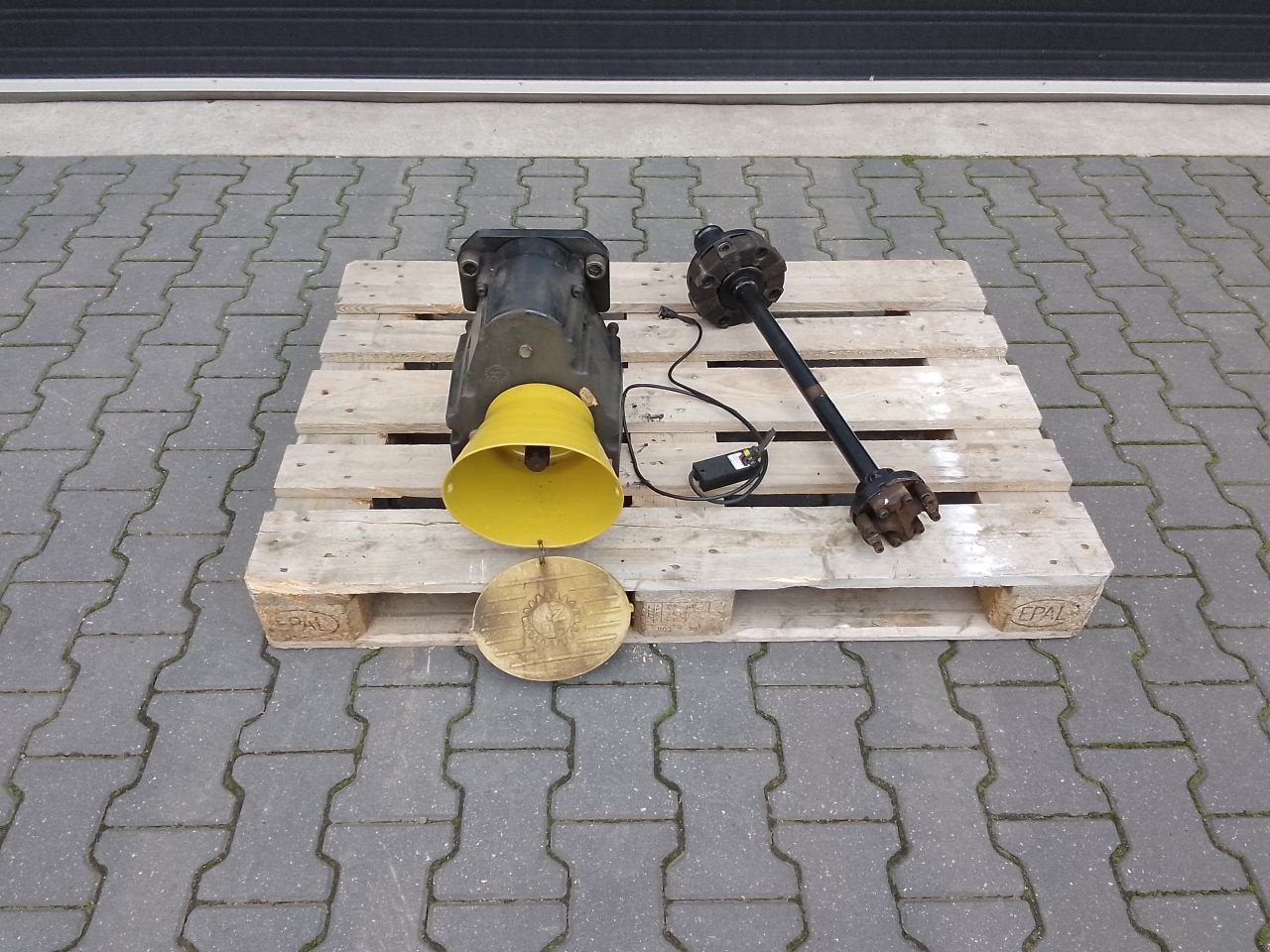 Fronthydraulik van het type Zuidberg PTO, Gebrauchtmaschine in Dongen (Foto 1)