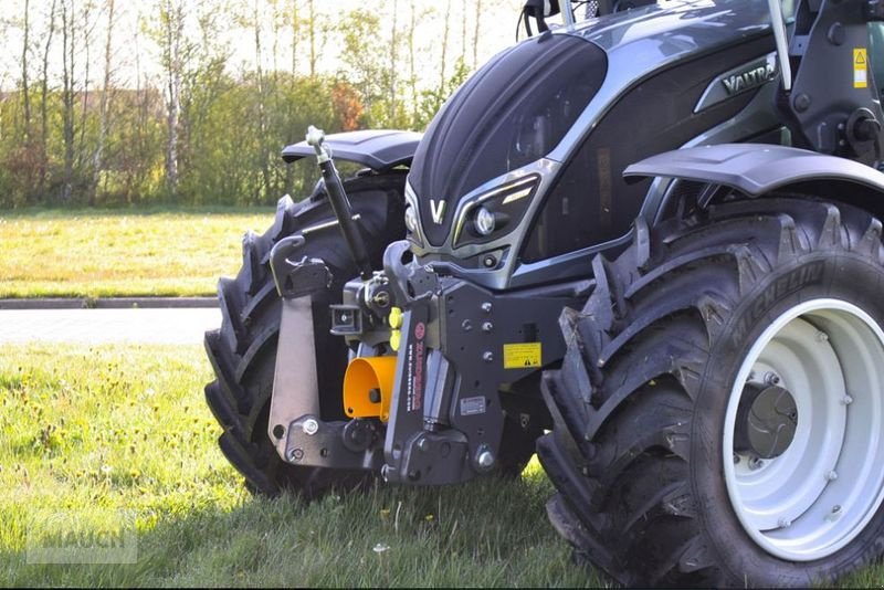 Fronthydraulik tipa Zuidberg verschiedenste Frontkrafth. und Frontzapfwellen, Neumaschine u Burgkirchen (Slika 1)