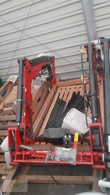 Frontlader des Typs Alö Frontlader X2DMEURO QC43rd, Neumaschine in Mühlhausen-Görmar (Bild 2)