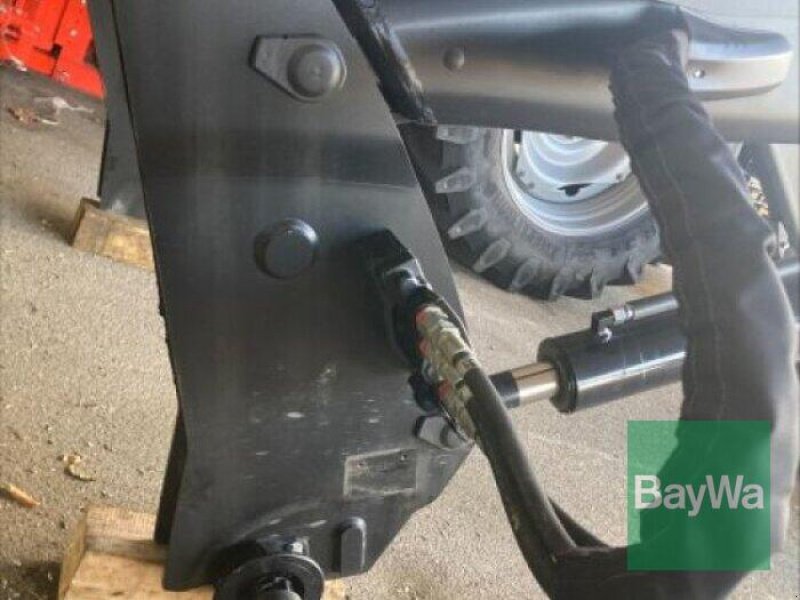 Frontlader des Typs Alö GEBR. FRONTLADER ALÖ Q8M, Gebrauchtmaschine in München (Bild 4)