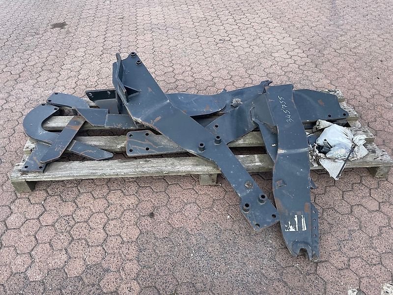 Frontlader tipa Alö Konsolen passend für Massey Ferguson, Gebrauchtmaschine u Steinau  (Slika 1)