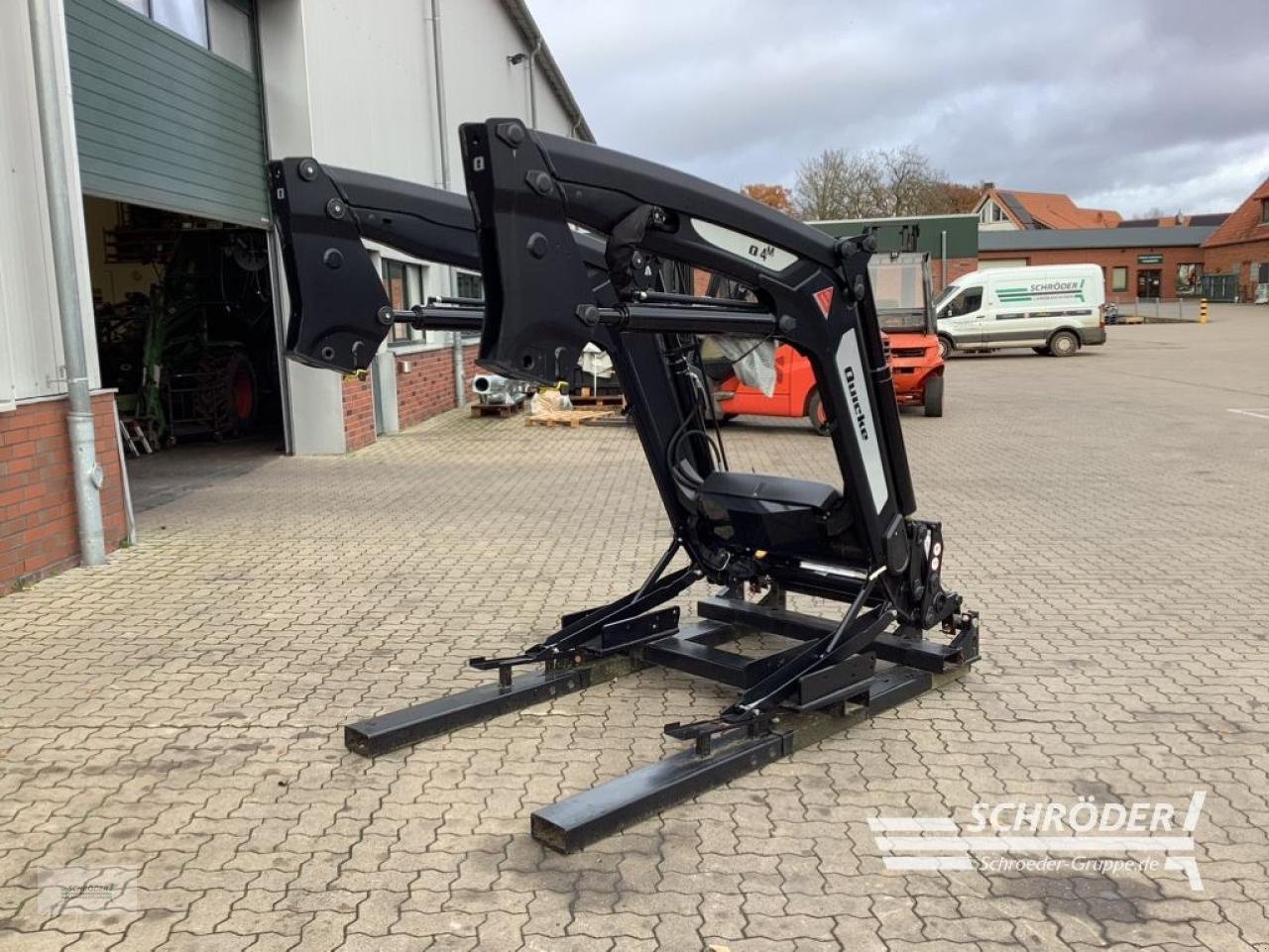 Frontlader of the type Alö Q4 MDM EURO, Neumaschine in Völkersen (Picture 6)